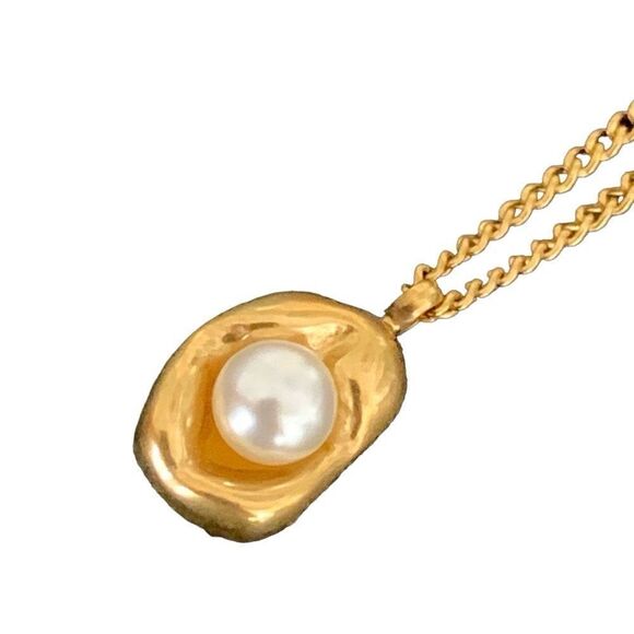 Nest Egg Necklace Water Droplet Pendant with Faux Pearl Handmade Gold Tone NEW - Picture 1 of 9